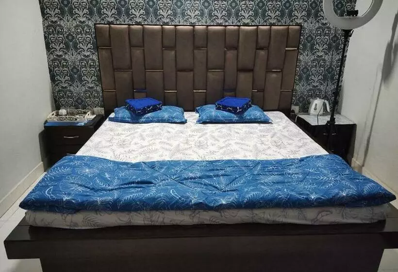 ペンション Oyo Home 85620 Abhishek Homestay
