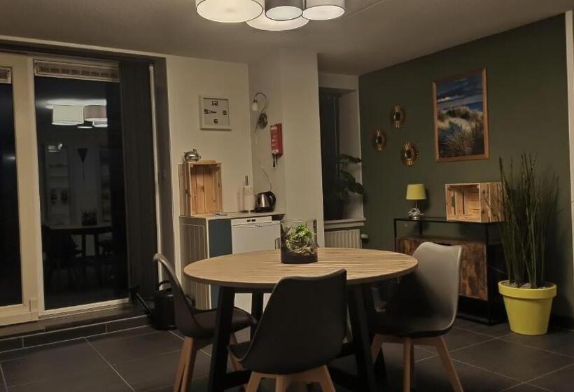 Bed and Breakfast Breakfast At Carin’s