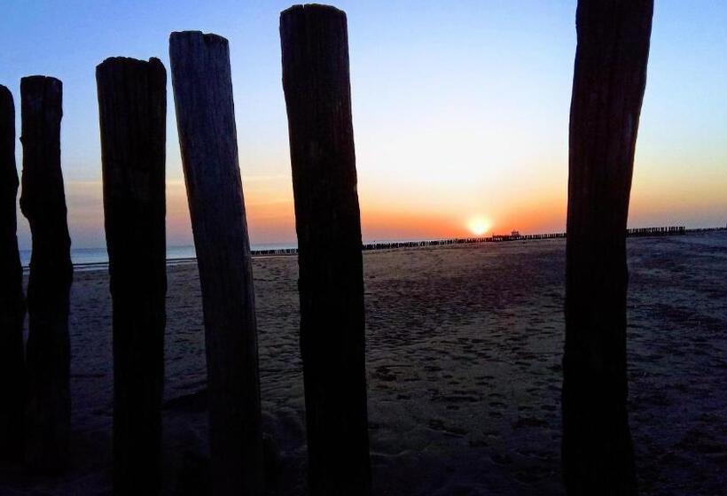 Bed and Breakfast Breakfast At Carin’s