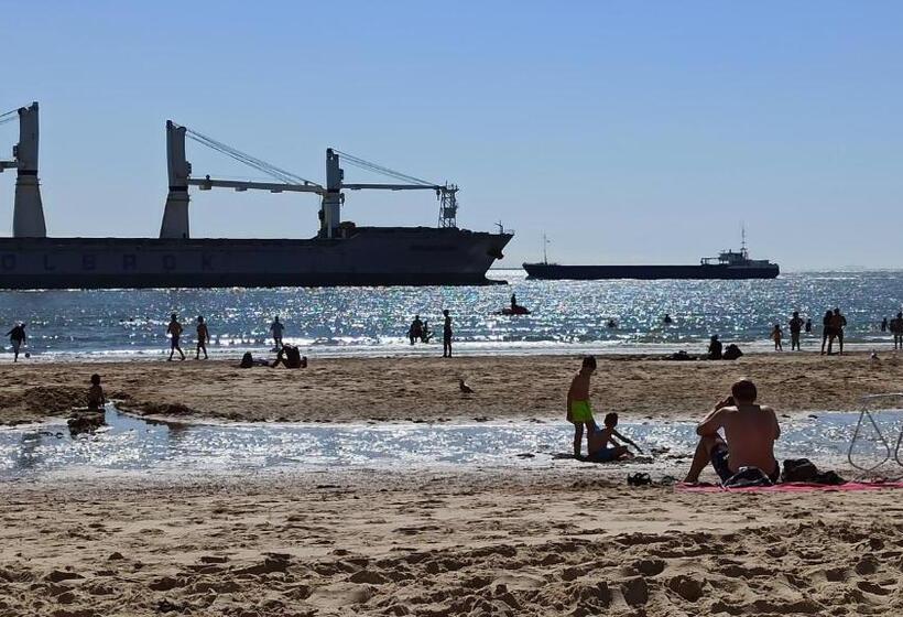 Bed and Breakfast Breakfast At Carin’s