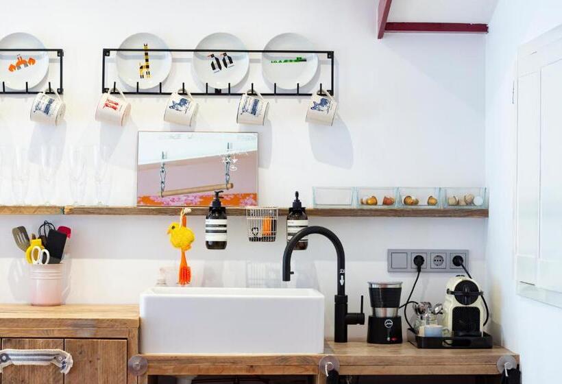 민박 Flo S Atelier Family Studio