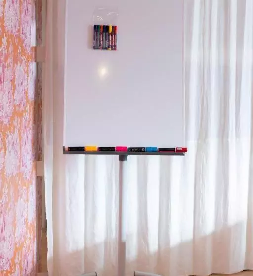 ベッドアンドブレックファースト Flo S Atelier   Family Studio Note Studio Is Adjacent To Flo S Apartment