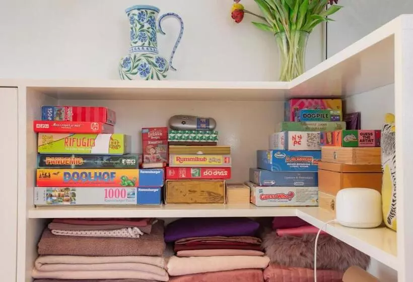 ベッドアンドブレックファースト Flo S Atelier   Family Studio Note Studio Is Adjacent To Flo S Apartment