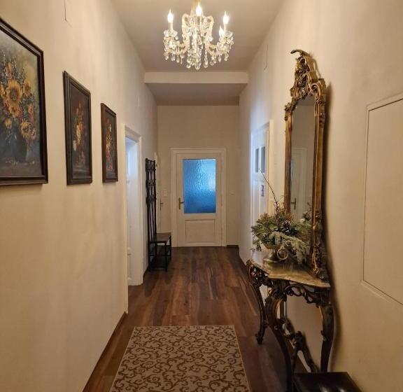 צימר Palais Kneissl