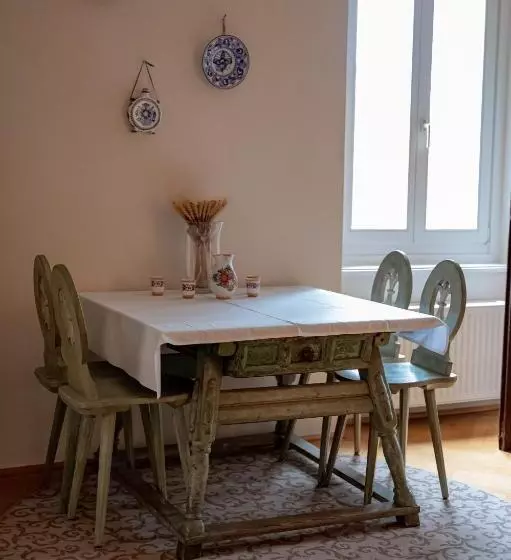 ベッドアンドブレックファースト Palais Kneissl