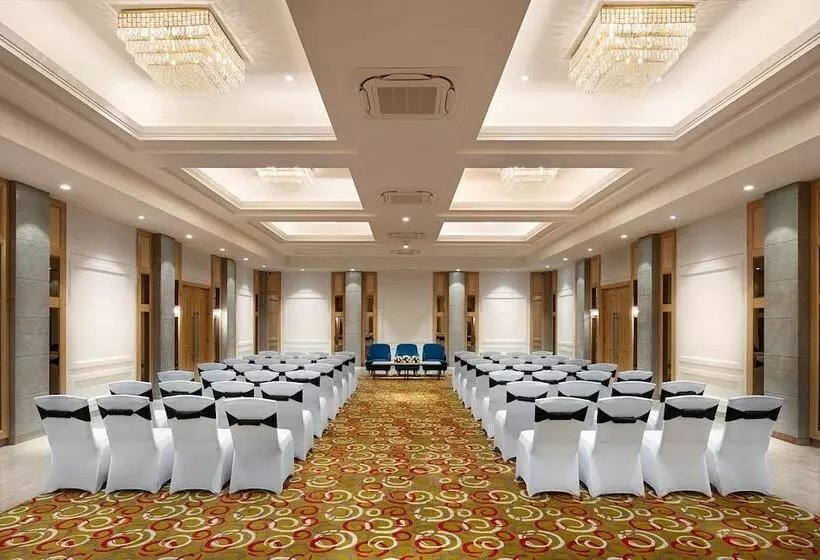 Cassia Resort, Kasauli