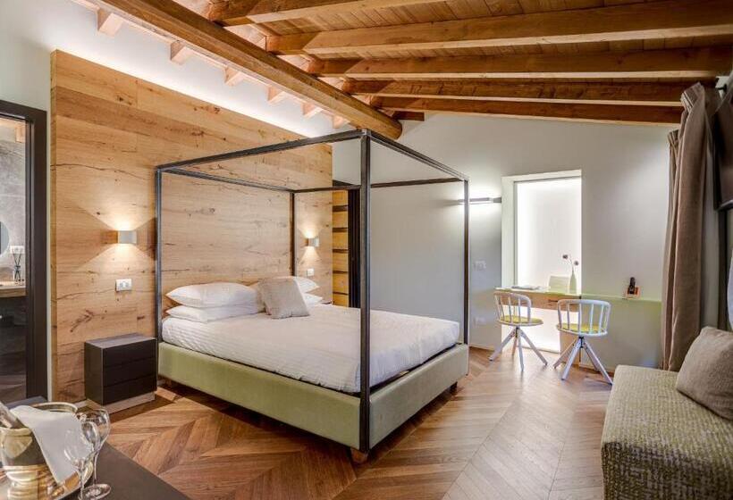 ホテル Borgo Impero