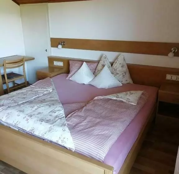 هتل Haus Ebner Eppan An Der Weinstraße St Pauls
