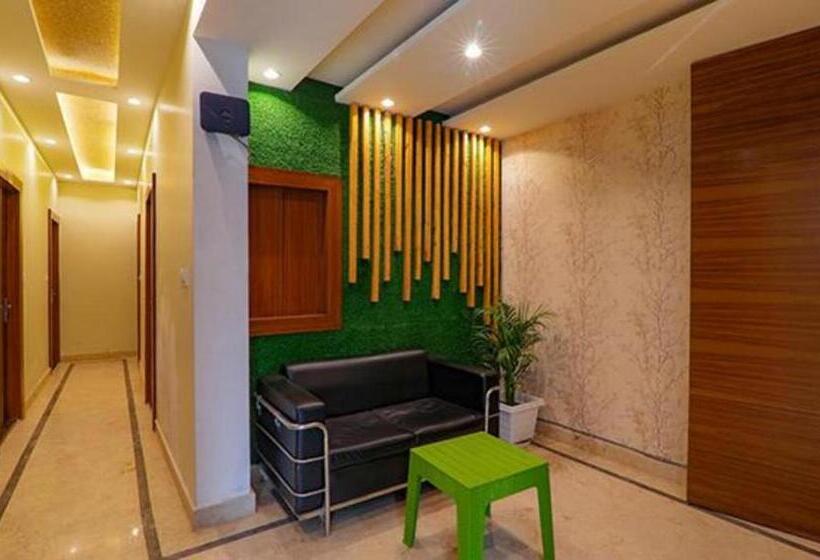 Fabhotel Super 3 Premium