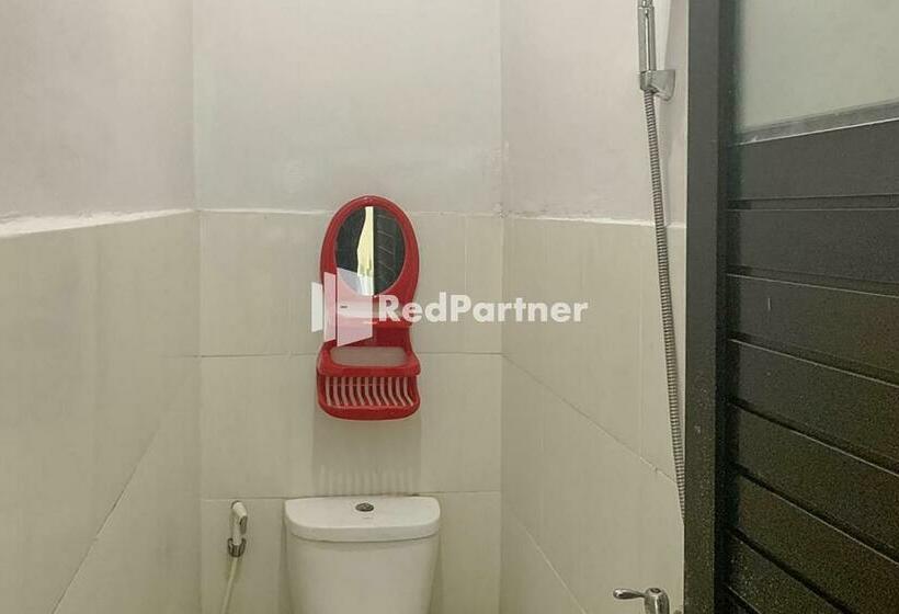 בית מלון כפרי Kembang Matahari Homestay Renon Redpartner