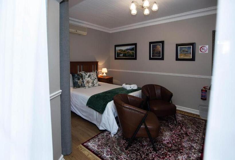 Отель Milner House Kimberley