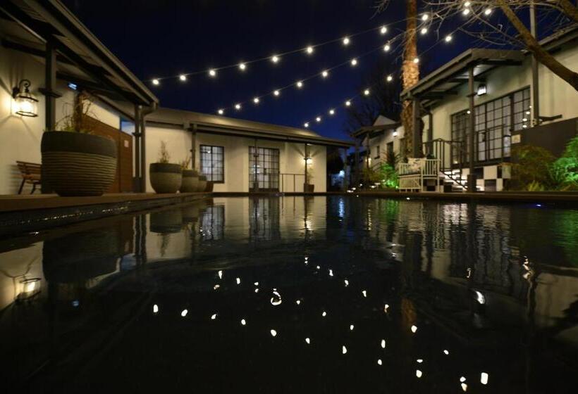 Отель Milner House Kimberley