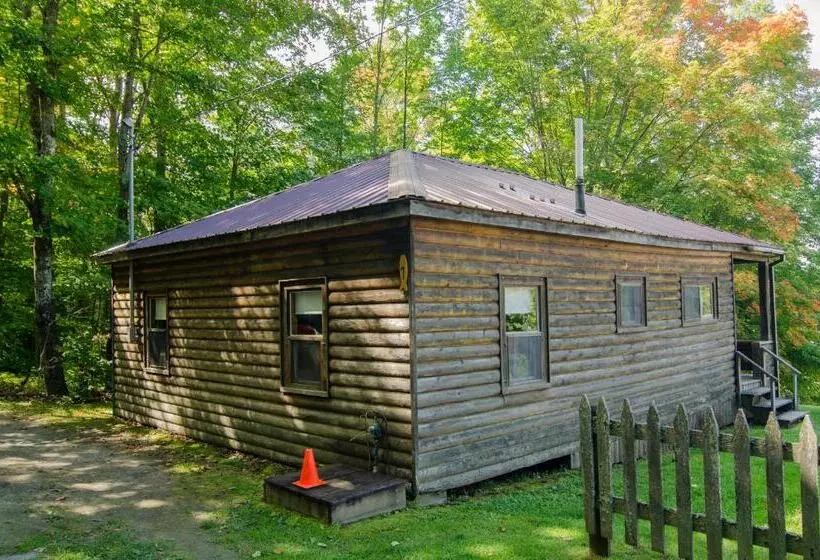 Hotelli Mountain Lake Cottages