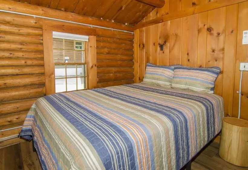 Hotelli Mountain Lake Cottages