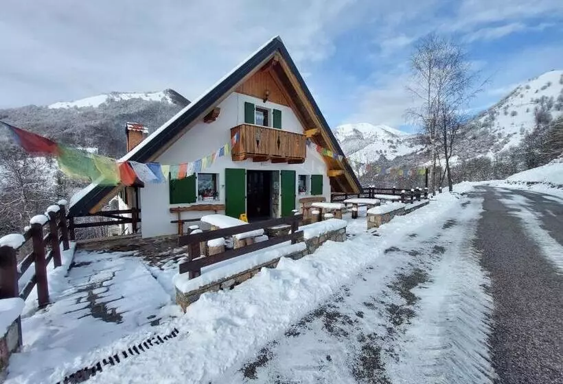 ホテル Rifugio Fornas