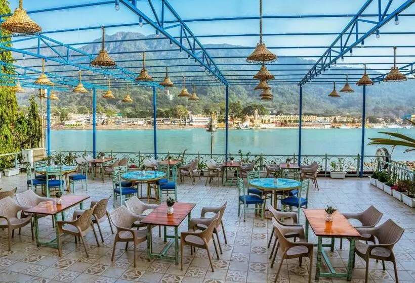 Hotelli The Neeraj Ganga Heritage Palace