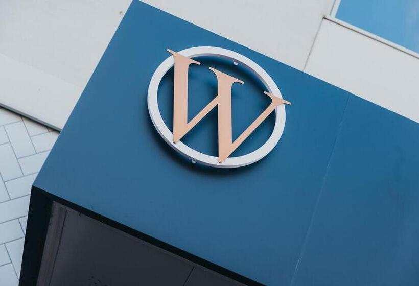 Отель Quarter By The Warren Collection