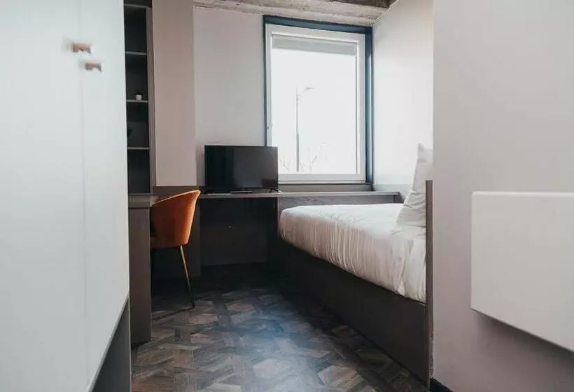 هتل Quarter By The Warren Collection