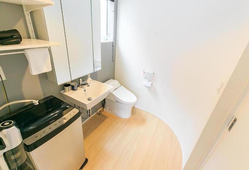 Отель Trive Osu West 最大12名宿泊可能 駅チカ 1台無料駐車場付き