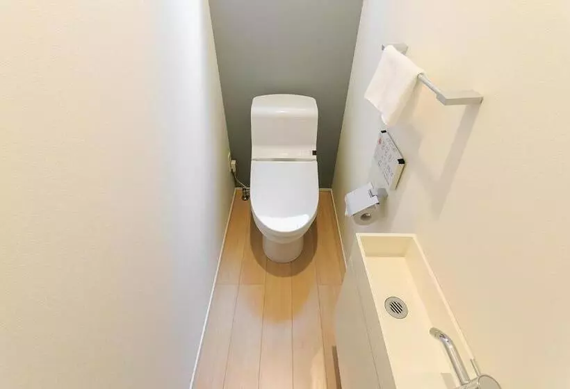 ホテル Trive Osu West 最大12名宿泊可能 駅チカ 1台無料駐車場付き