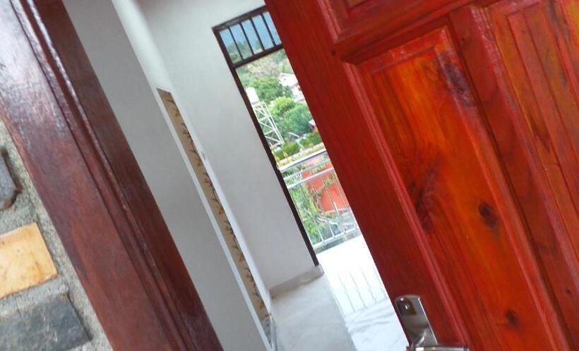 פנסיון Toba Boi