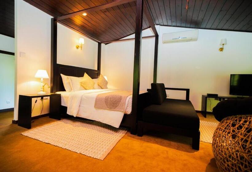 بنسيون Villa Lé Maas Tota