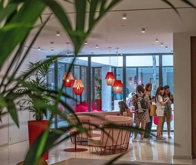 The Boc Hostels City   Albergue Juvenil