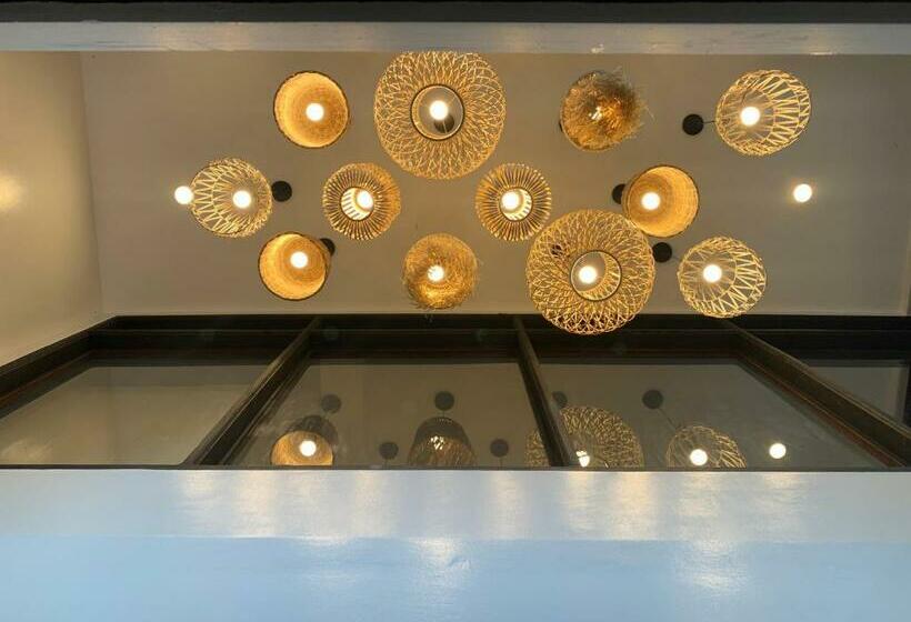 The Henry Resort Taramindu Laiya