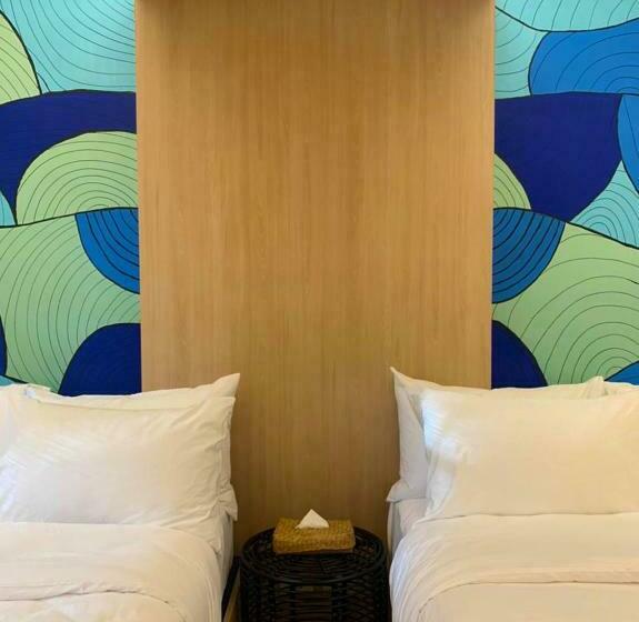 The Henry Resort Taramindu Laiya