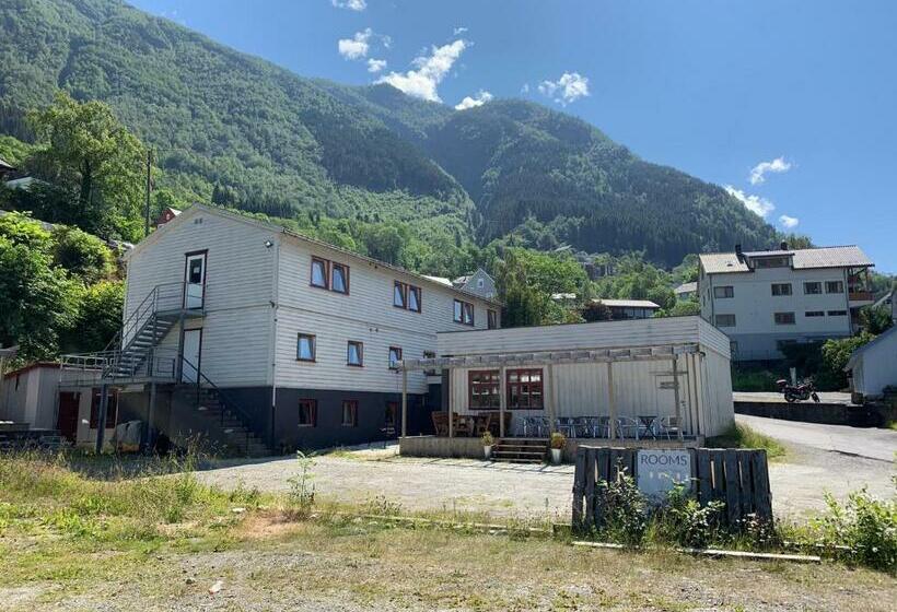 Trolltunga Fjordview