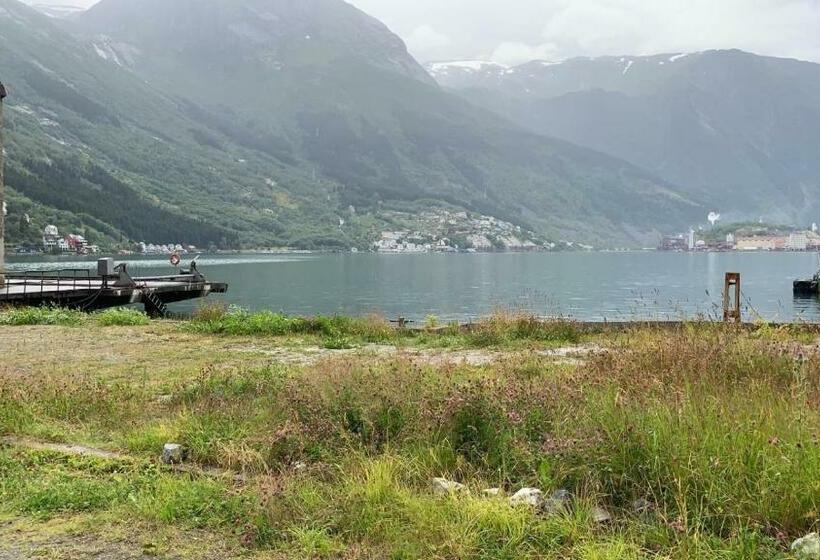 Trolltunga Fjordview