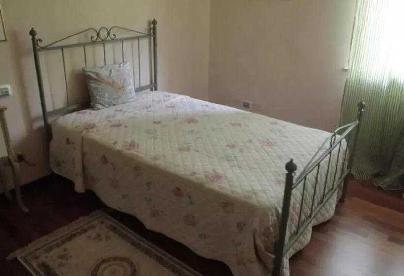 تختخواب و صبحانه Casa Sofia