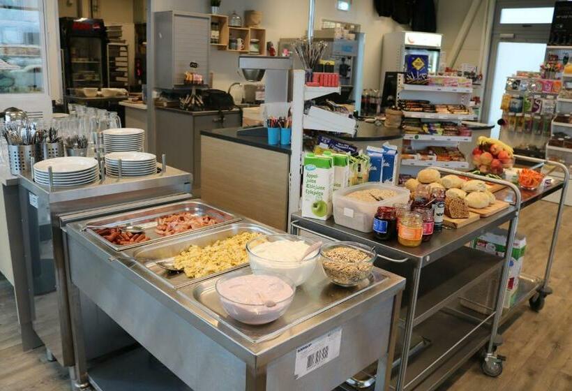 تختخواب و صبحانه Cave Apartment