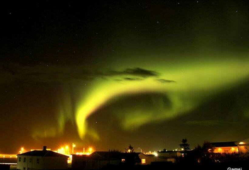 تختخواب و صبحانه Cave Apartment