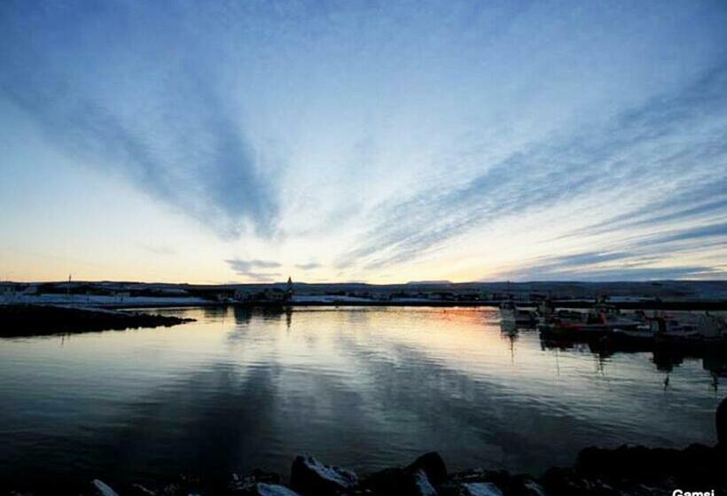 تختخواب و صبحانه Cave Apartment