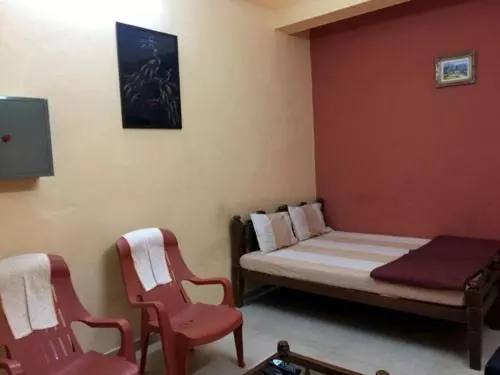 Aamiaismajoitus (B&B) Mtdc Approved Mohiniraj Guest House