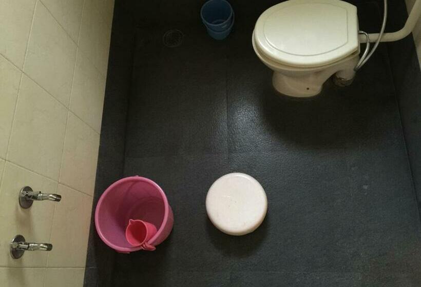 تختخواب و صبحانه Mtdc Approved Mohiniraj Guest House