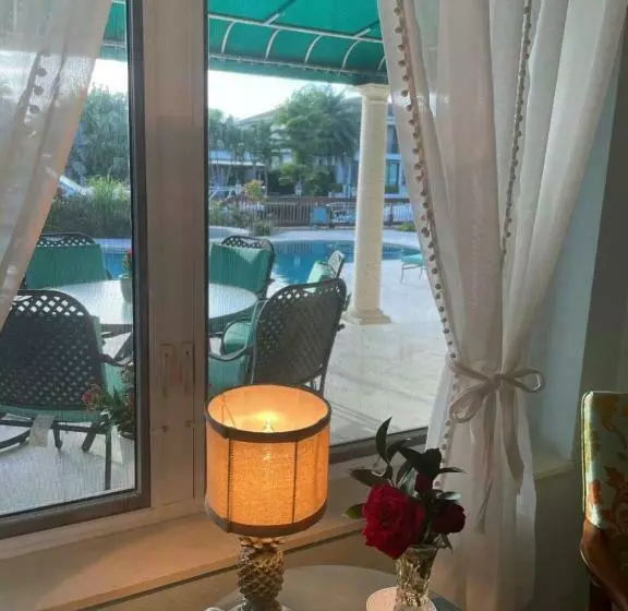 تختخواب و صبحانه Villa Riviera Las Olas