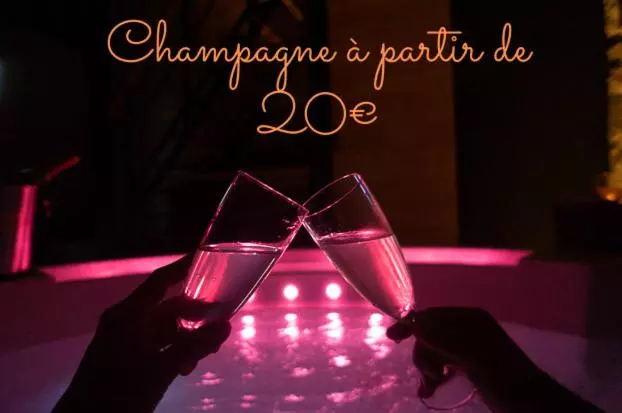 Hotelli Love Suites & Spa Le Chai Avec Lit Rond