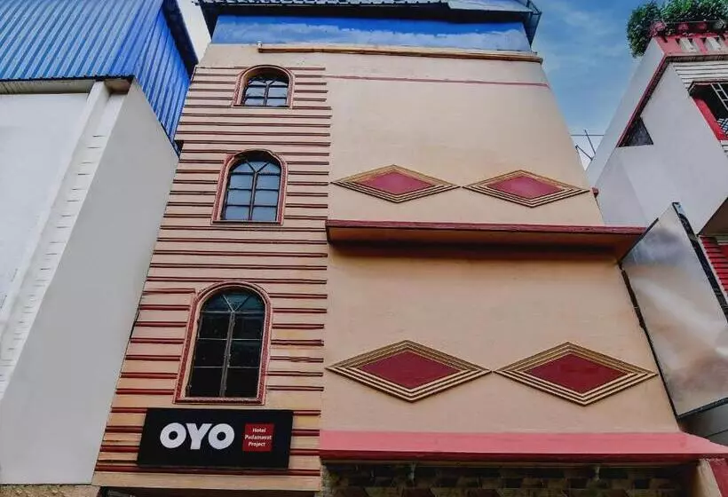 هتل O Padmavati Projects Pvt Ltd Near Netaji Subhash Chandra Bose International Airport