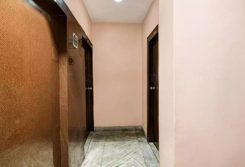 هتل O Padmavati Projects Pvt Ltd Near Netaji Subhash Chandra Bose International Airport