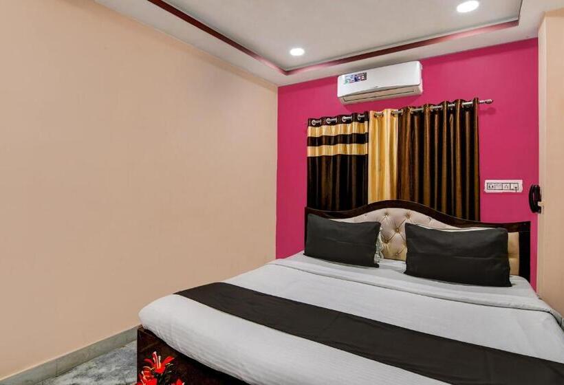 בית מלון כפרי O Padmavati Projects Pvt Ltd Near Netaji Subhash Chandra Bose International Airport