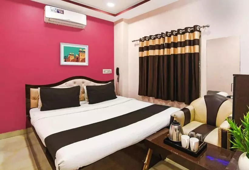 هتل O Padmavati Projects Pvt Ltd Near Netaji Subhash Chandra Bose International Airport