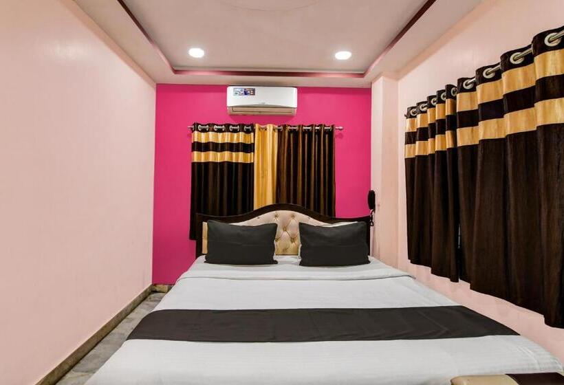 בית מלון כפרי O Padmavati Projects Pvt Ltd Near Netaji Subhash Chandra Bose International Airport