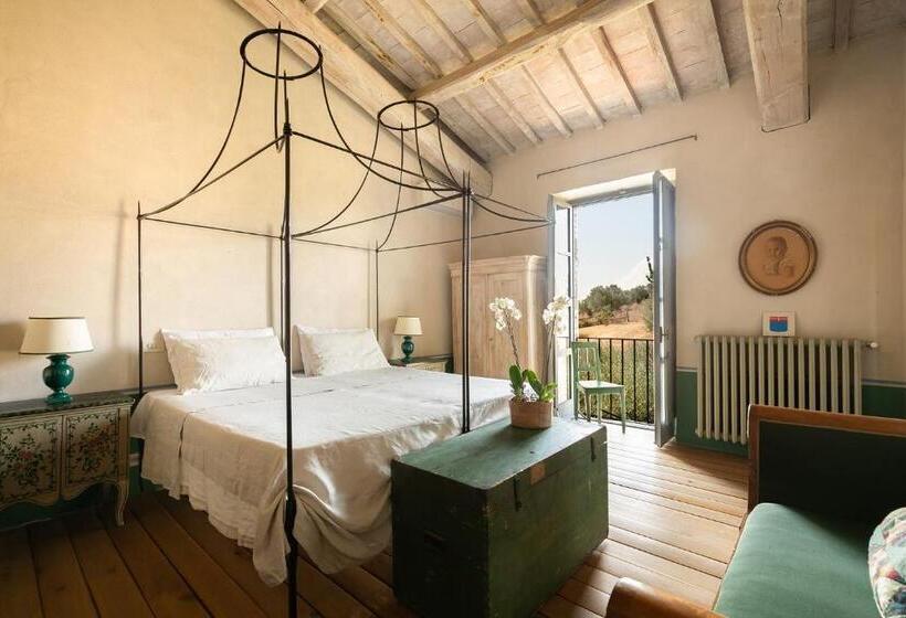 בית מלון כפרי Tenuta Colle Sala Country House & Suites