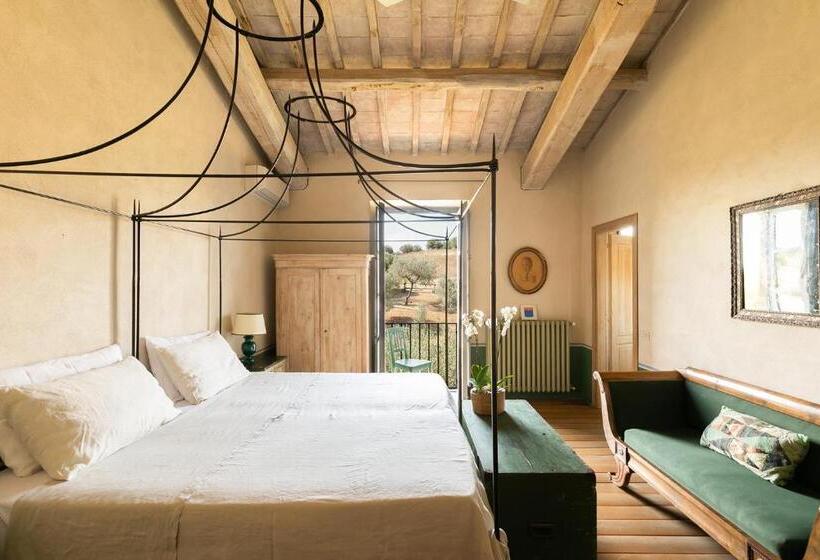 בית מלון כפרי Tenuta Colle Sala Country House & Suites