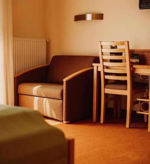 هتل Weingut Kollerhof Am Eichberg