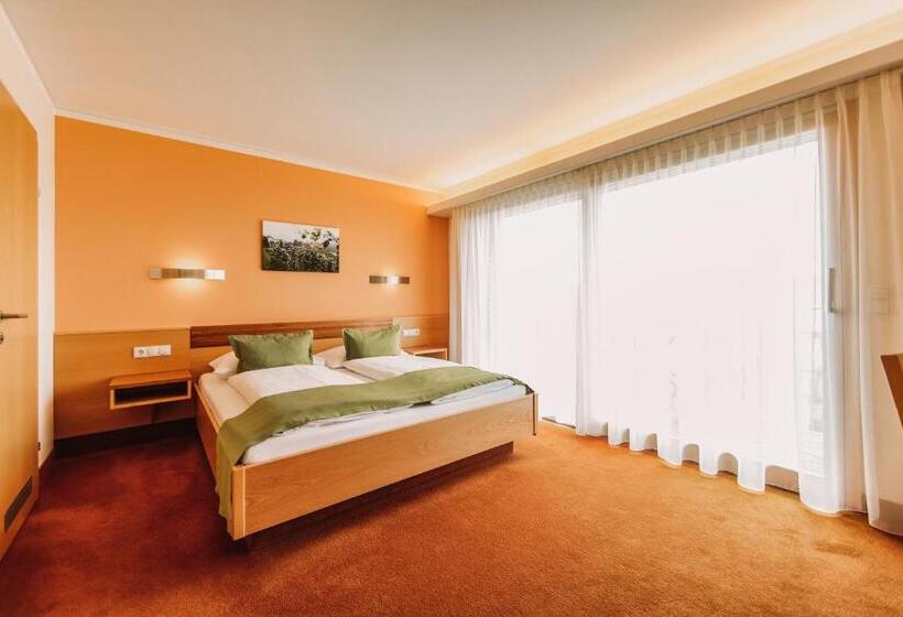 هتل Weingut Kollerhof Am Eichberg