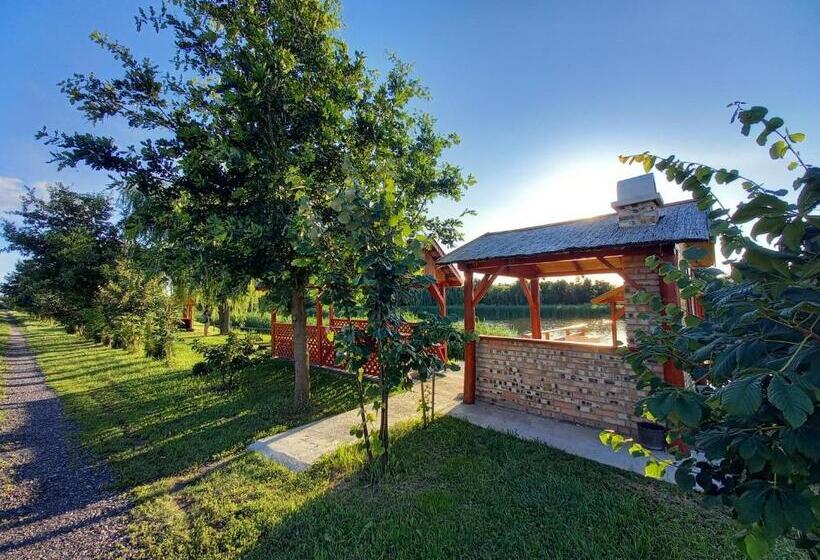 펜션 Gólya Tó Vendégház