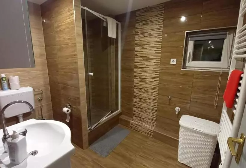 Majatalo Gólya Tó Vendégház